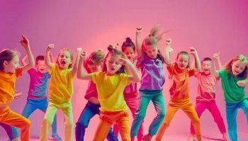 Звуки детских песен, цветов