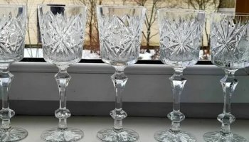 Звуки хрусталя