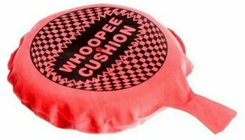 Звуки подушки-пердушки