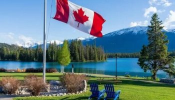 Звуки гимна Канады