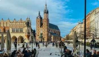 Звуки гимна Польши