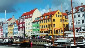 Звуки гимна Дании