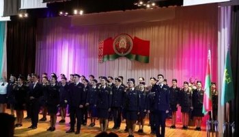 Звуки гимна таможни