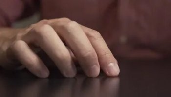 Звуки постукивания пальцами