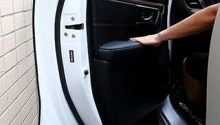 Звуки двери машины