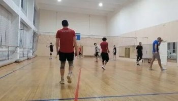 Звуки волейбола