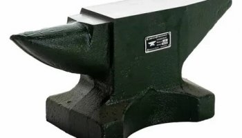 Звуки наковальни, кузницы