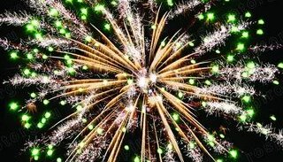 Звуки фейерверков, салютов