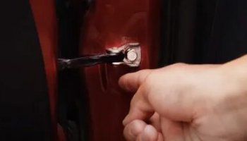 Звуки скрипов