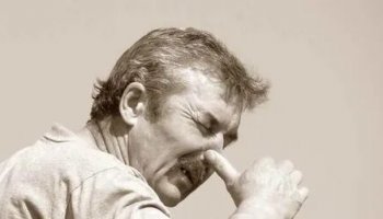 Звуки шмыганья носом