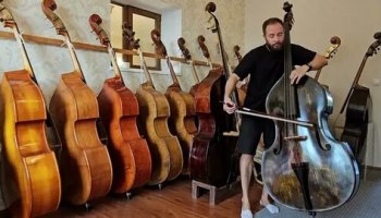 Звуки контрабаса