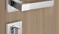 Звуки ручки двери