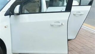 Звуки дверей автомобиля