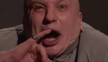 Звуки злобного смеха