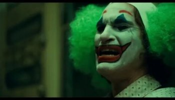 Звуки смеха Джокера