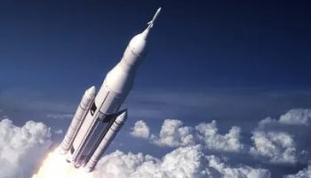 Звуки космической ракеты