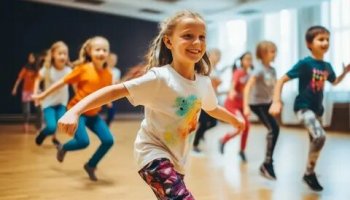 Звуки детской музыки