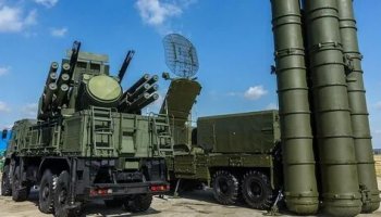 Звуки гимна ПВО